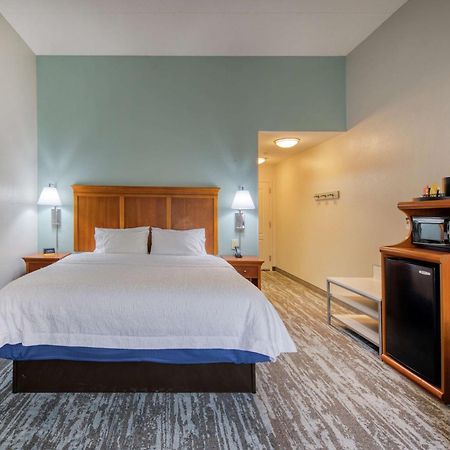 Hampton Inn Wilmington University Area Екстер'єр фото