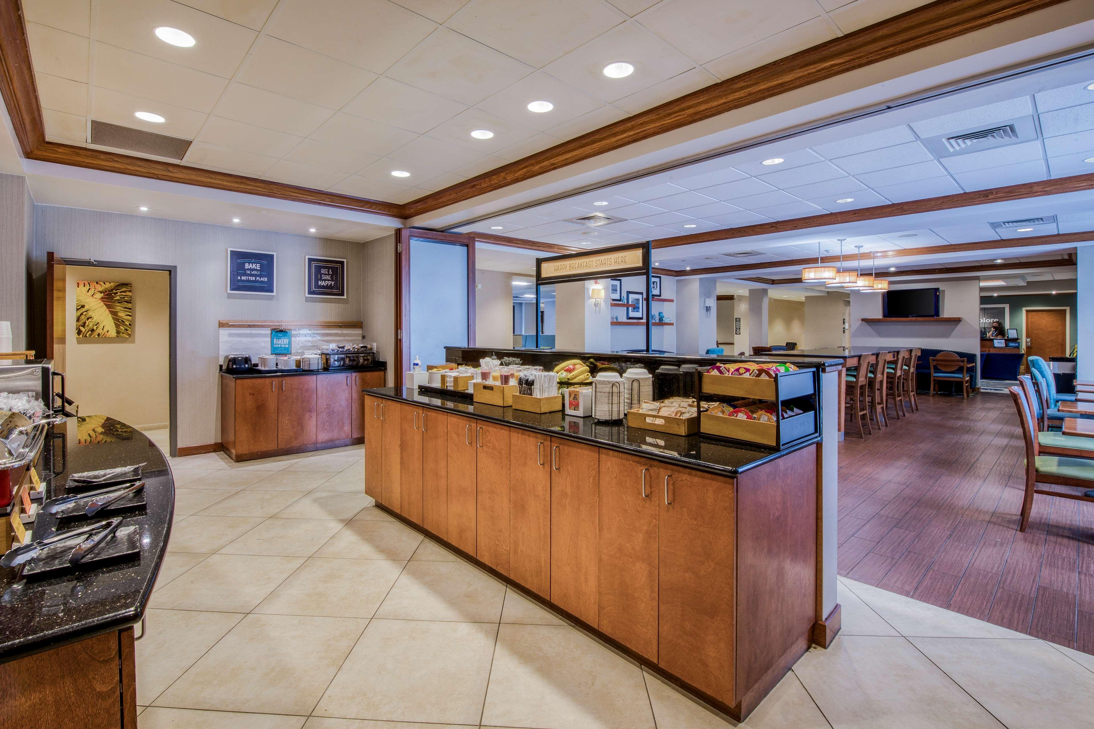 Hampton Inn Wilmington University Area Екстер'єр фото