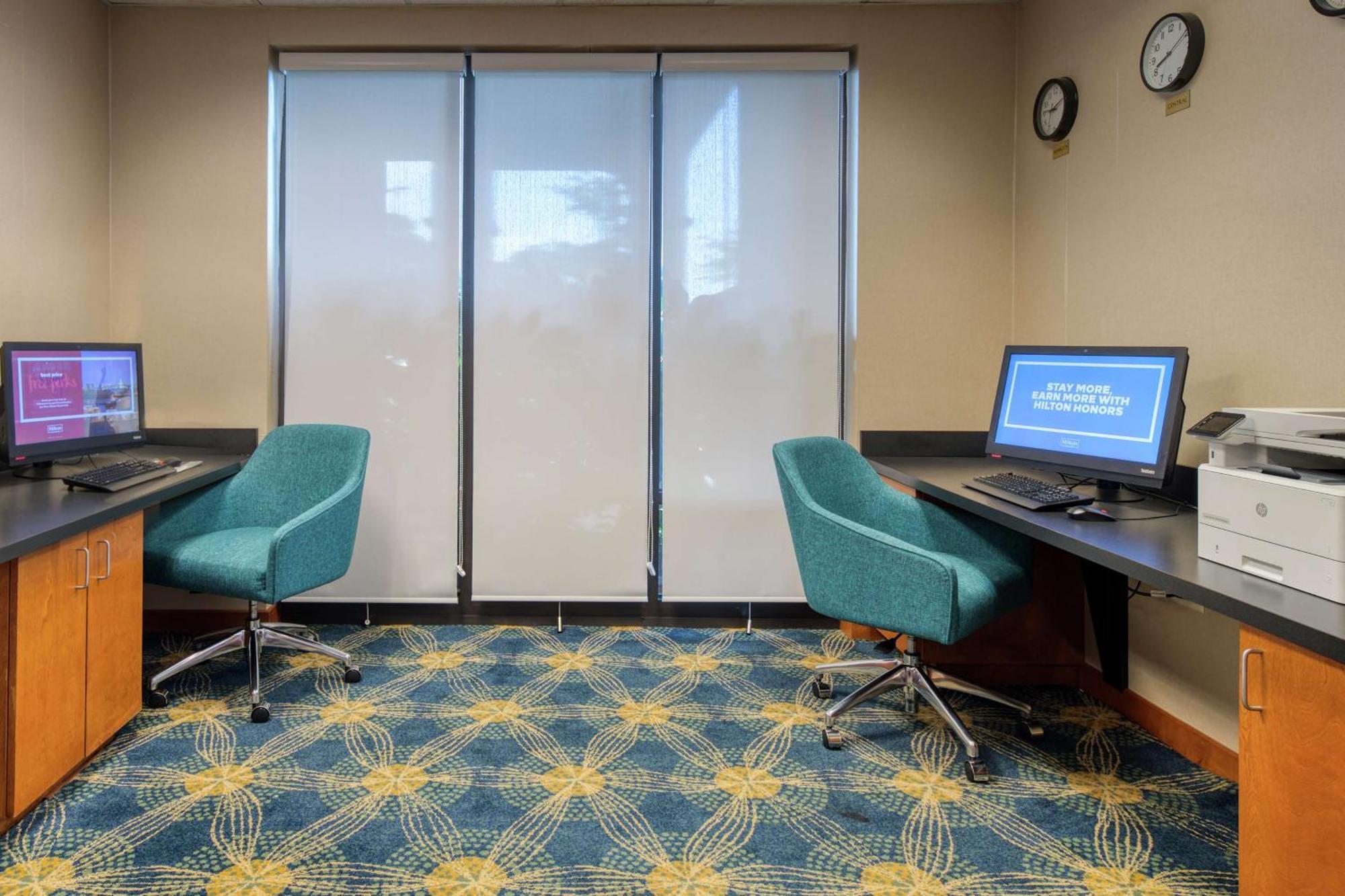 Hampton Inn Wilmington University Area Екстер'єр фото