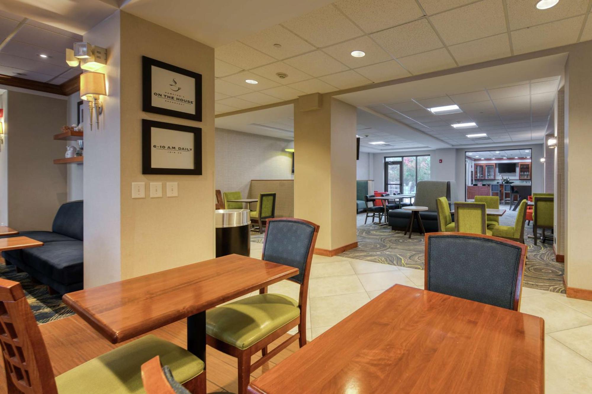 Hampton Inn Wilmington University Area Екстер'єр фото