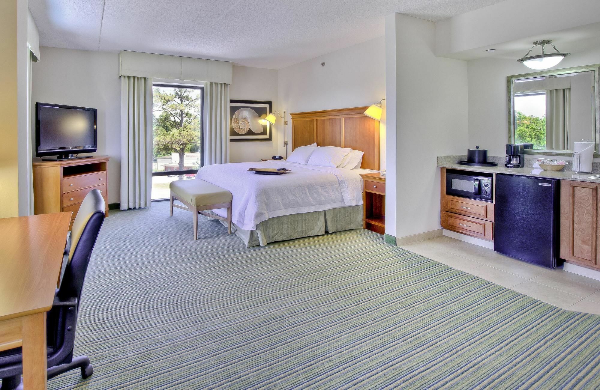 Hampton Inn Wilmington University Area Екстер'єр фото