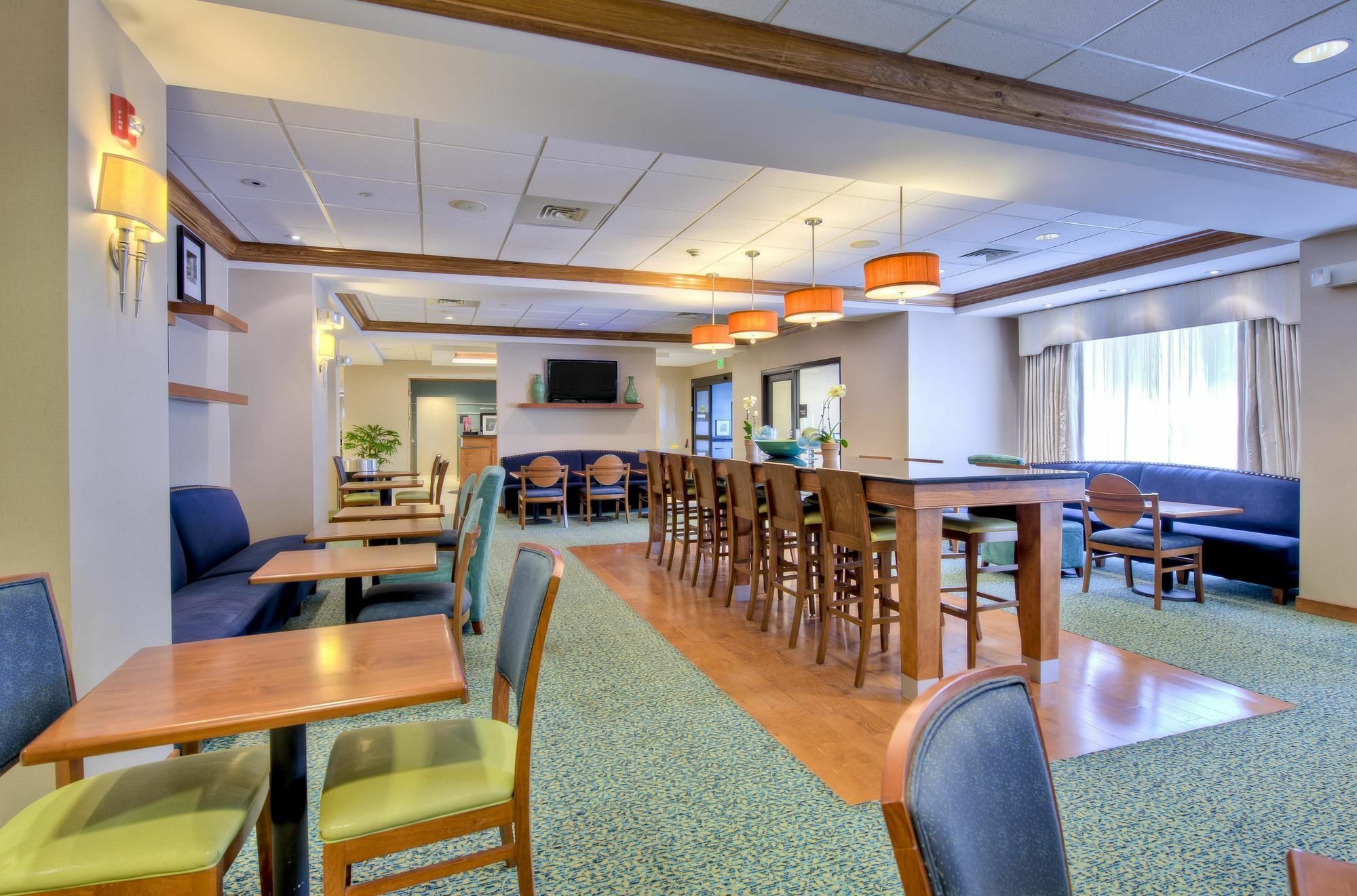 Hampton Inn Wilmington University Area Екстер'єр фото